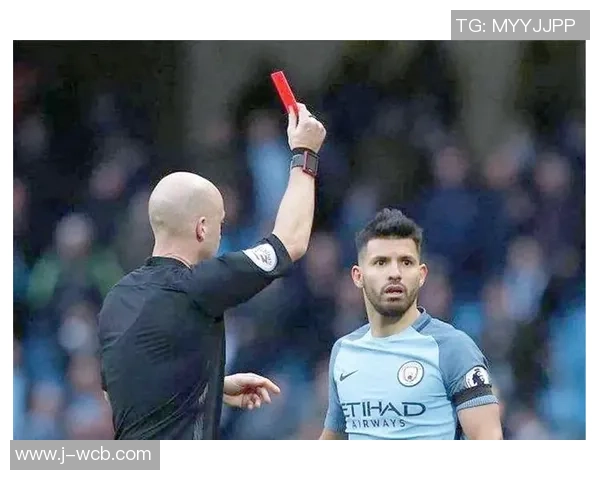 足球比赛中红牌和黄牌的含义及其对比赛的影响解析